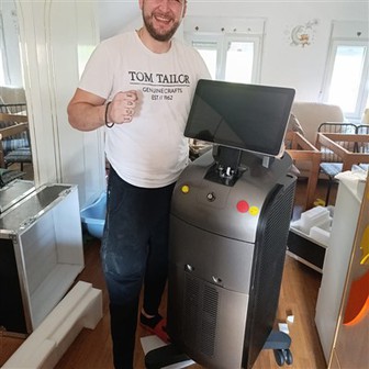 دستگاه لیزر موهای زائد با بازخورد خوب